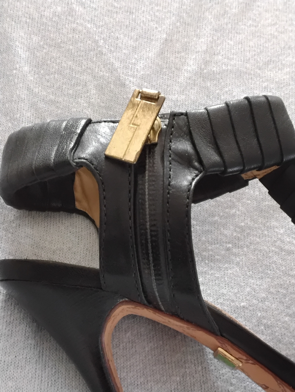 L.A.M.B By Gwen Stefani Strappy Heels Size 8 - Picture 5 of 10